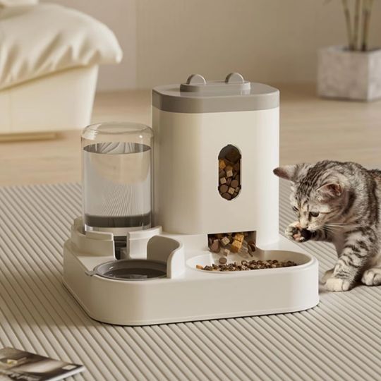 distributeur croquette chat autofeed chat