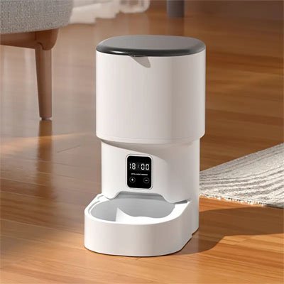 distributeur de croquettes chat blanc